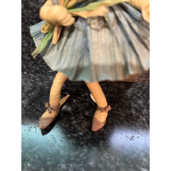 Vintage Handmade Corn Husk Doll 2 Layer Blue Beige Skirt Holding Flower Bouquet - Picture 4 of 9